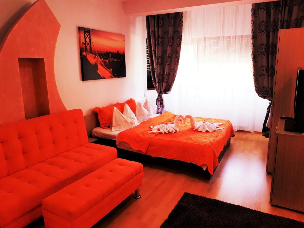Pensiunea Red Rose Apartments Timisoara Esterno foto