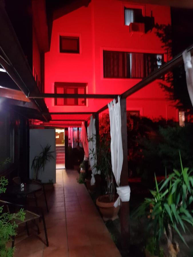 Pensiunea Red Rose Apartments Timisoara Esterno foto